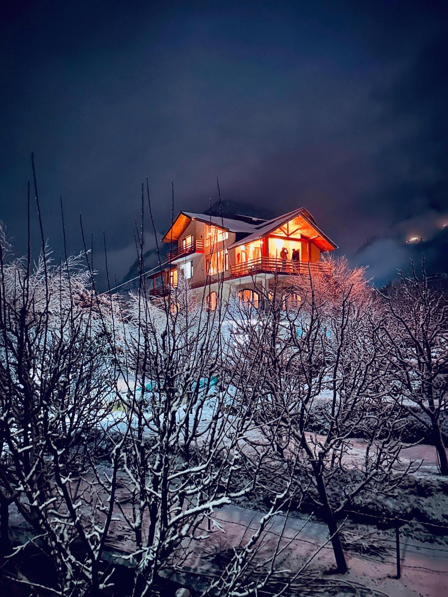 The Woodshed Villa Manali  Exterior photo